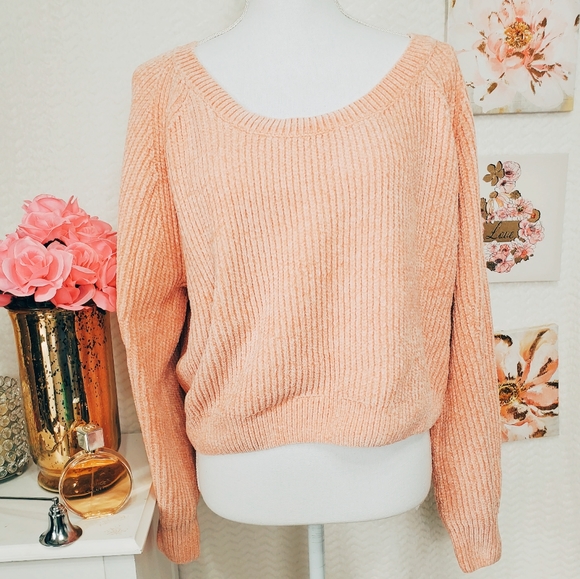 Victoria's Secret Sweaters - Victoria secret Hot sweater crop  oversize size s